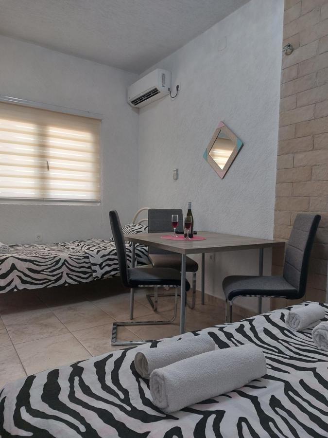 Apartments Ljiljanic Budva Exterior photo