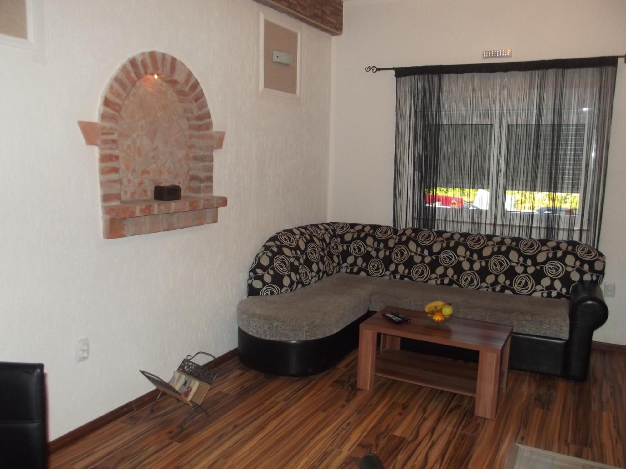 Apartments Ljiljanic Budva Exterior photo